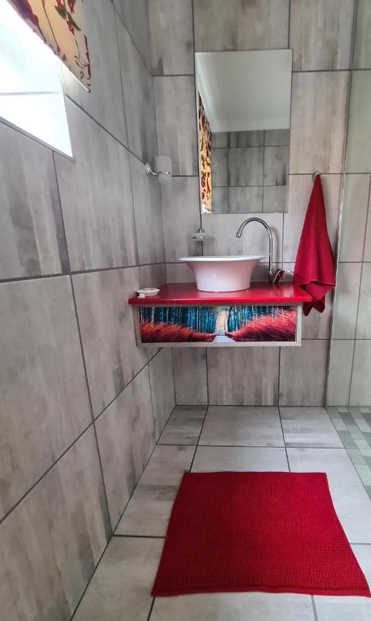 Villa Dubaai 모젤베이 외부 사진