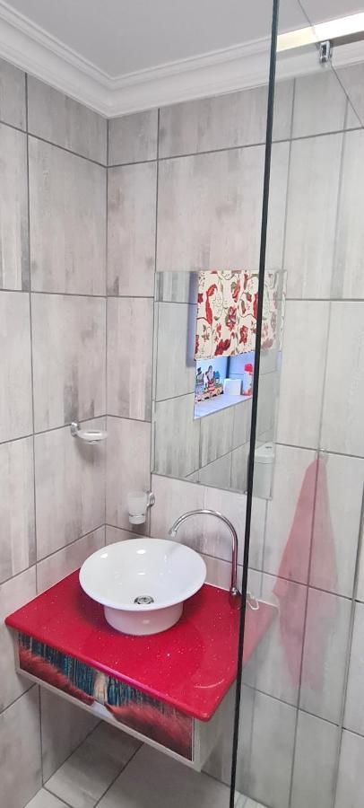 Villa Dubaai 모젤베이 외부 사진