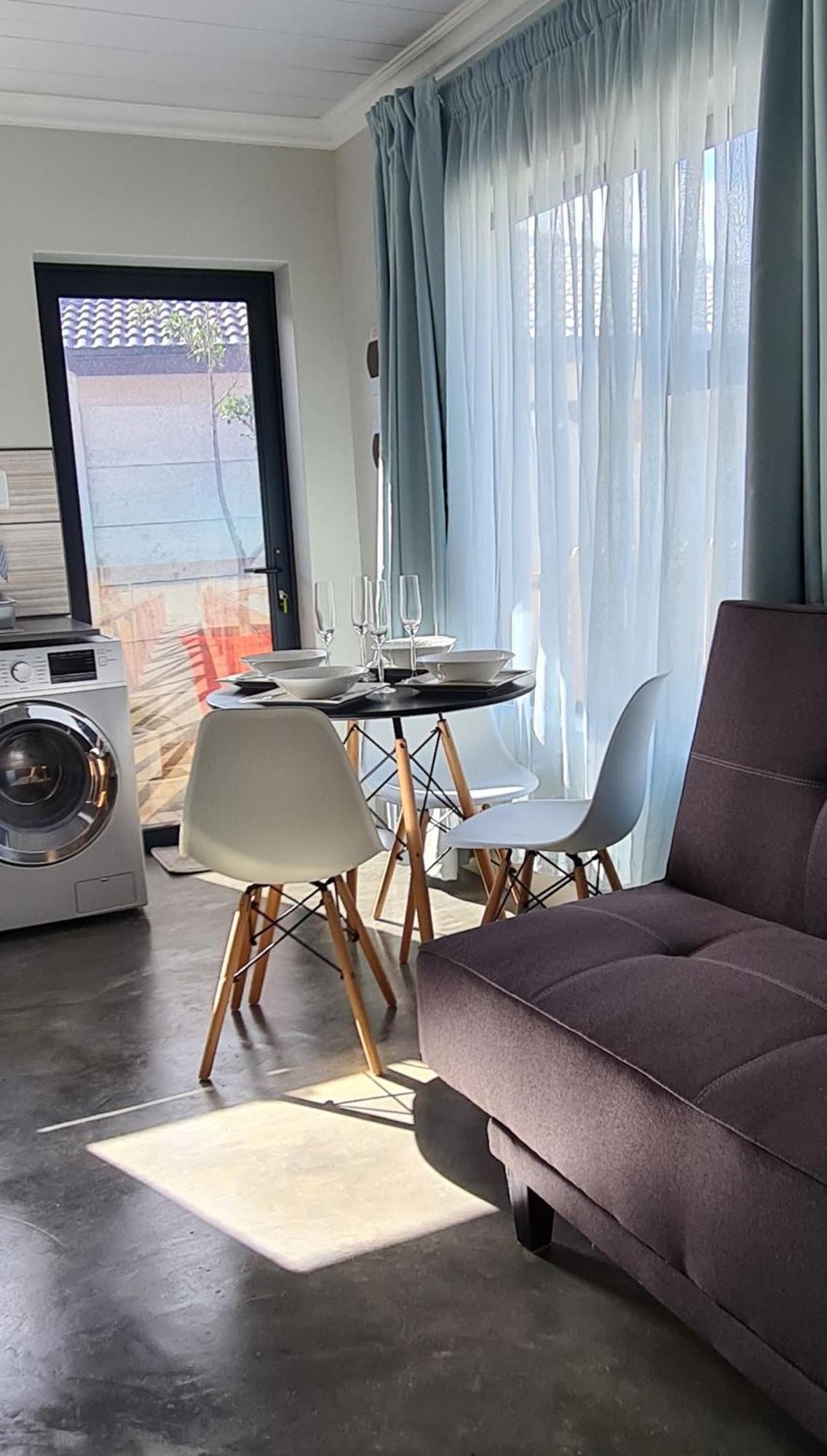 Villa Dubaai 모젤베이 외부 사진